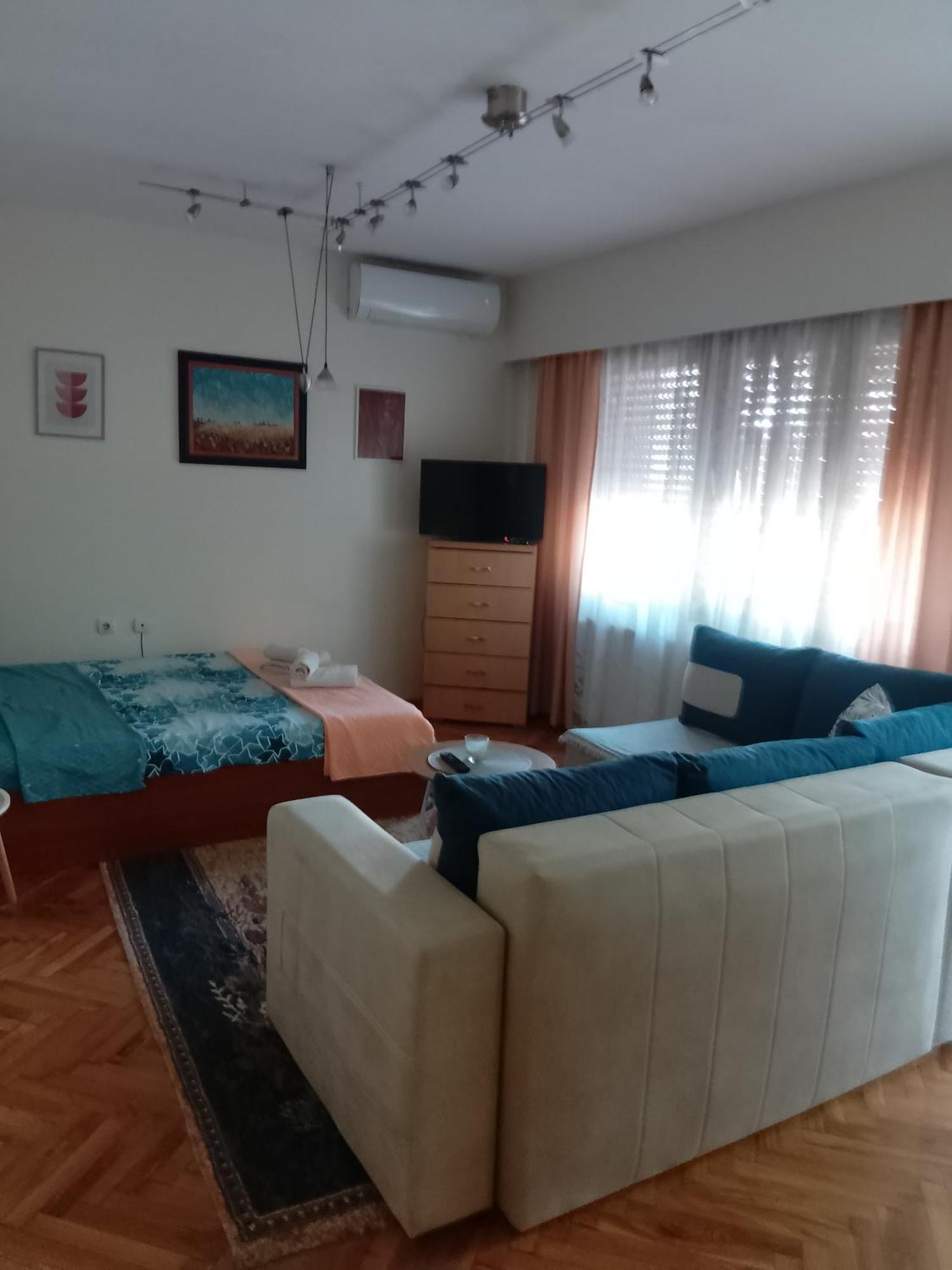 Fina Apartman Лесковац Экстерьер фото